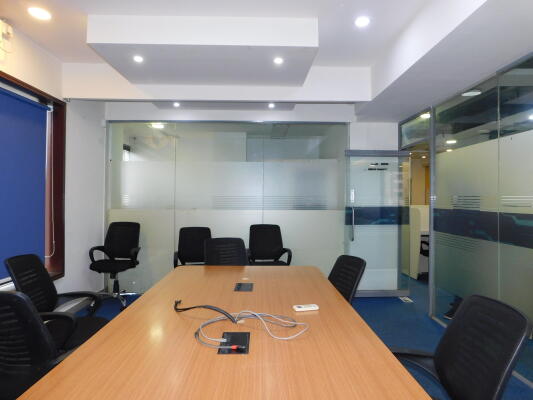 1600 sqf commercial space