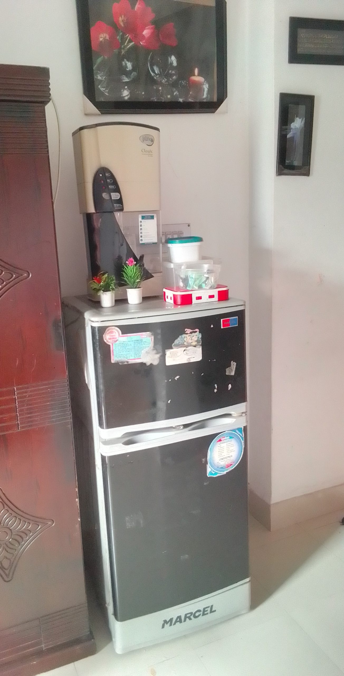 ফ্রিজ ৮. ৫ cft Marcel Brand